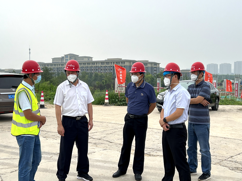 蚌埠市委常委、市委秘書長、懷遠(yuǎn)縣委書記王慶武到G206-03標(biāo)項目調(diào)研指導(dǎo)工作
